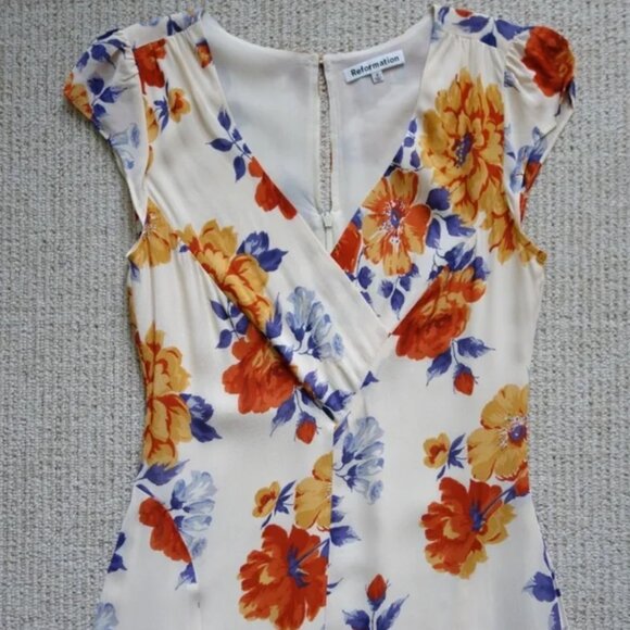 Reformation Baden Dress in Hari - Picture 7 of 12